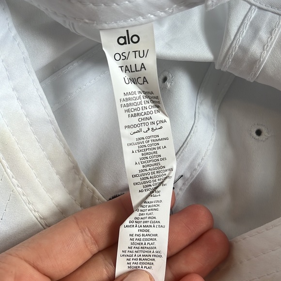 Alo Hat - Picture 3 of 3